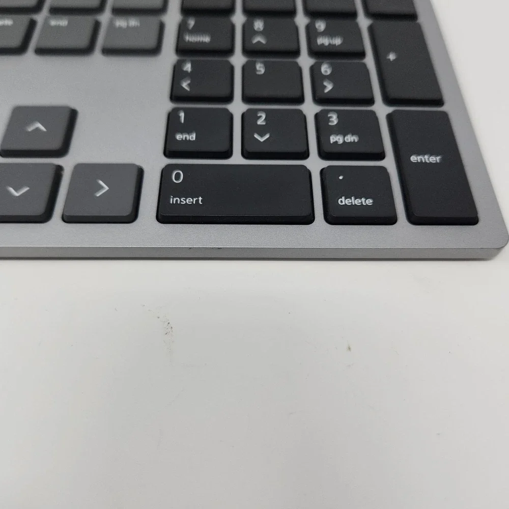 Dell KB7221WT Wireless Bluetooth Wireless Keyboard Mouse Gray Combo No Dongle